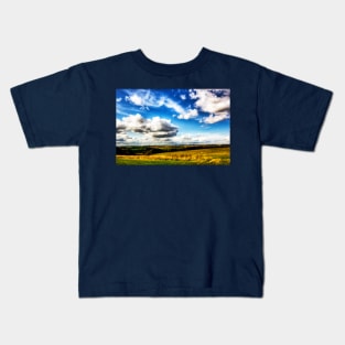 Belmont Transmitter On The Lincolnshire Wolds Kids T-Shirt